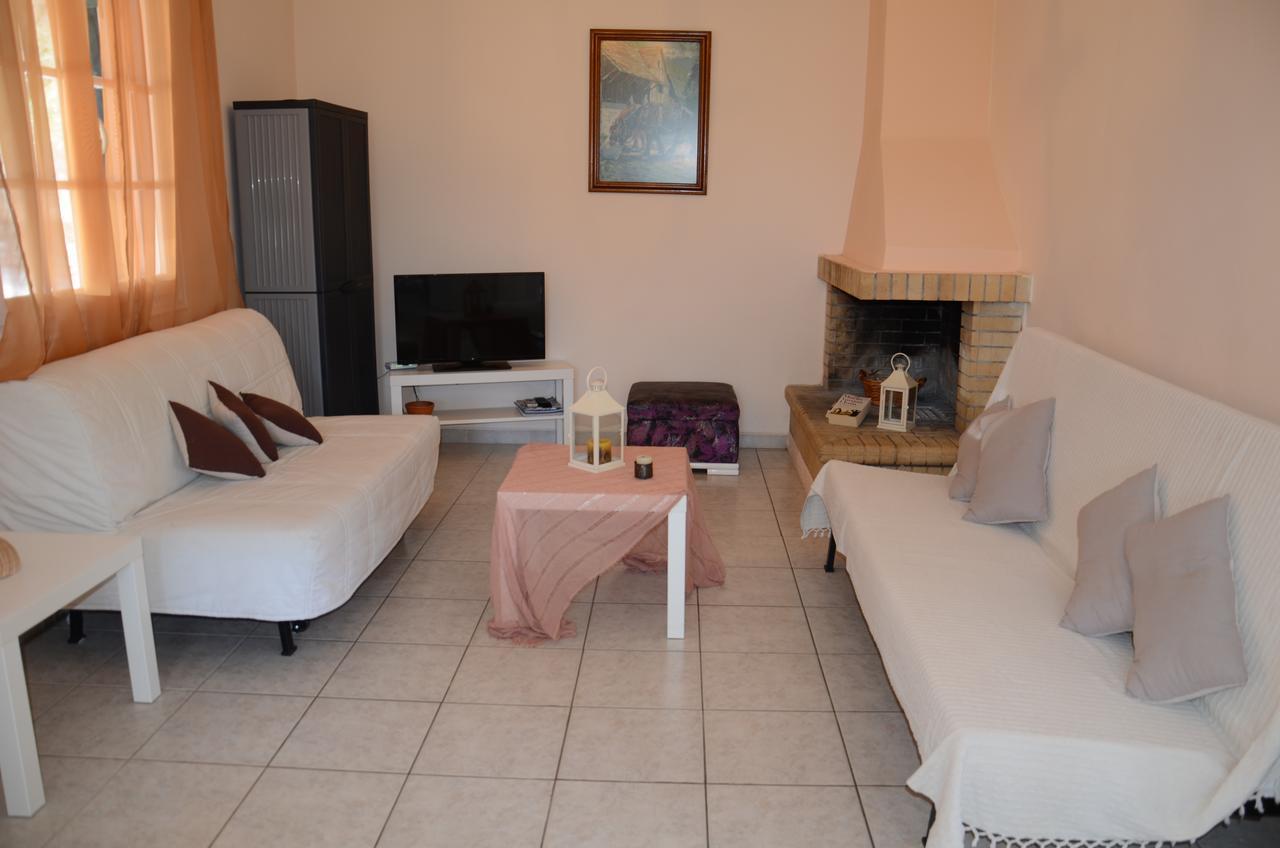 Villa Clementine Gaios Bagian luar foto