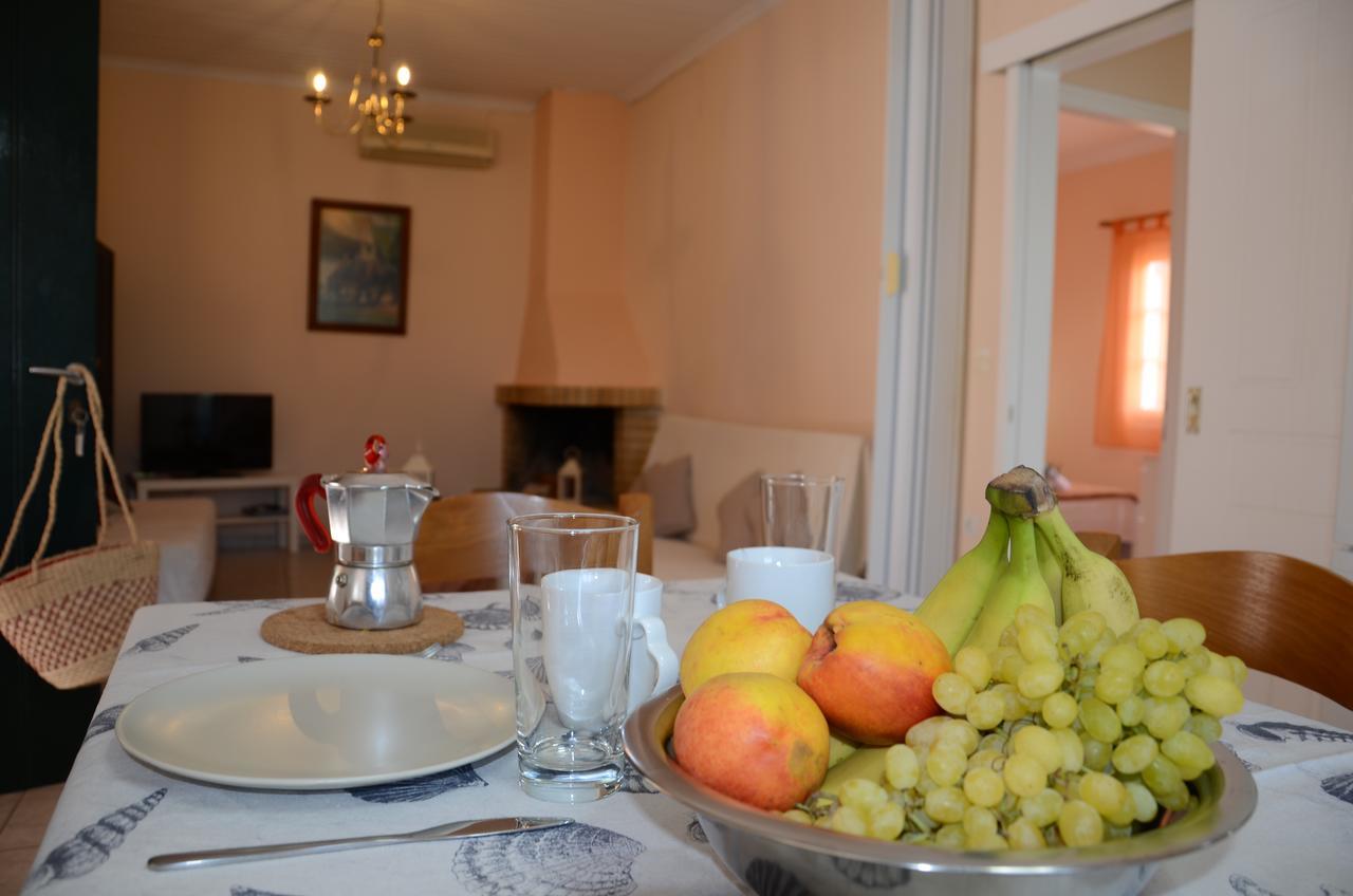 Villa Clementine Gaios Bagian luar foto