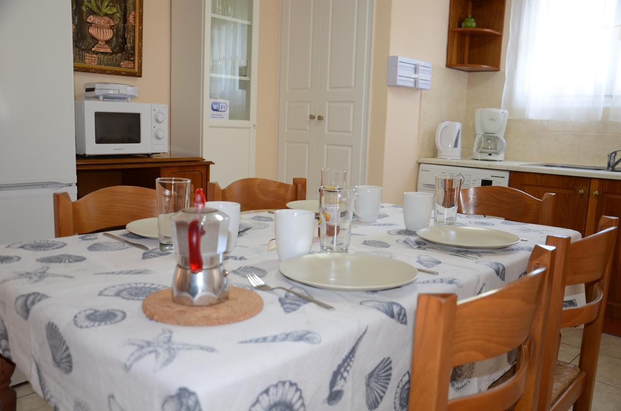 Villa Clementine Gaios Bagian luar foto