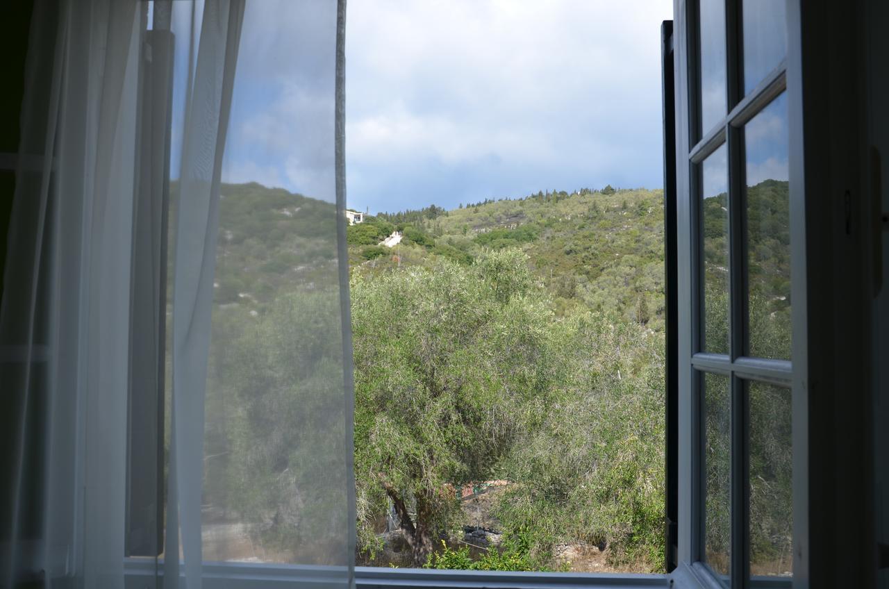 Villa Clementine Gaios Bagian luar foto