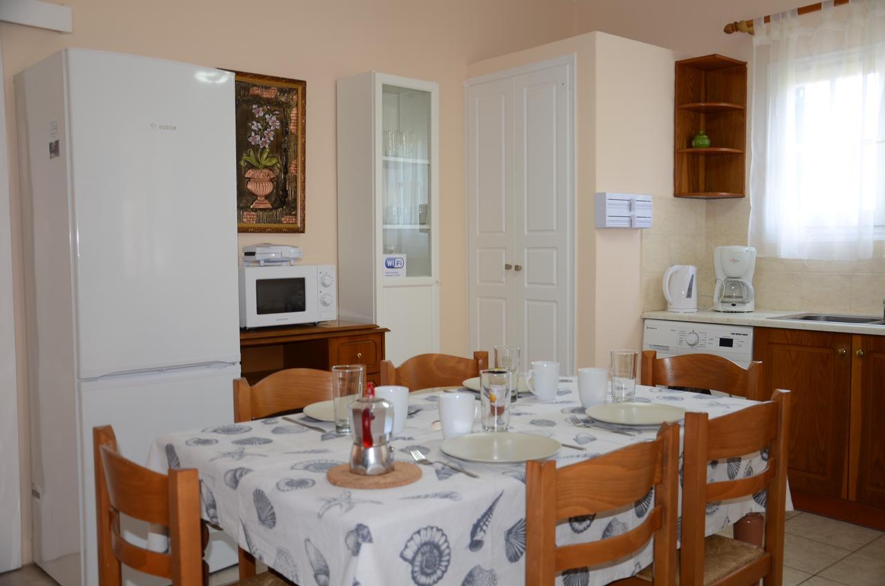 Villa Clementine Gaios Bagian luar foto