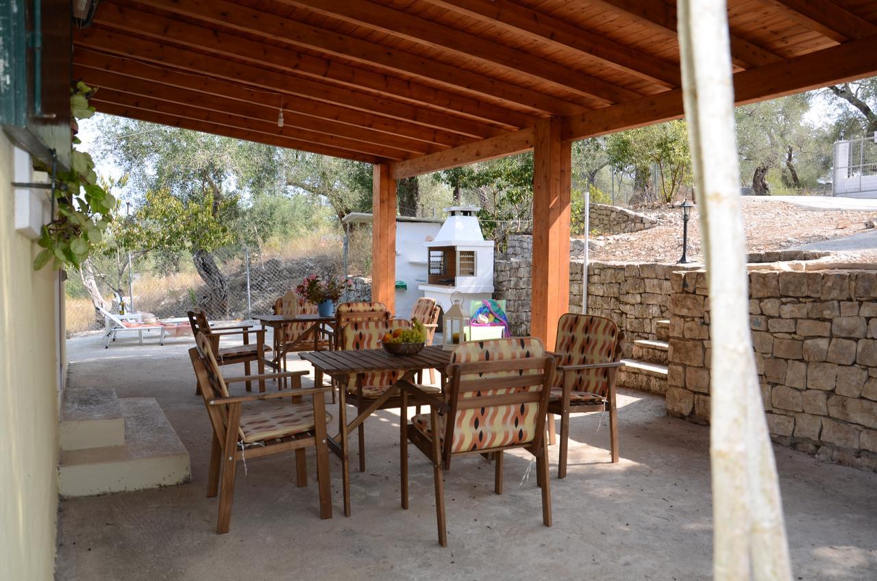 Villa Clementine Gaios Bagian luar foto