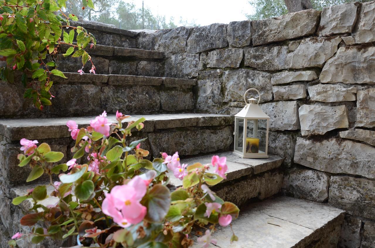 Villa Clementine Gaios Bagian luar foto
