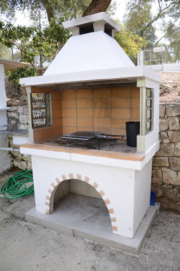 Villa Clementine Gaios Bagian luar foto